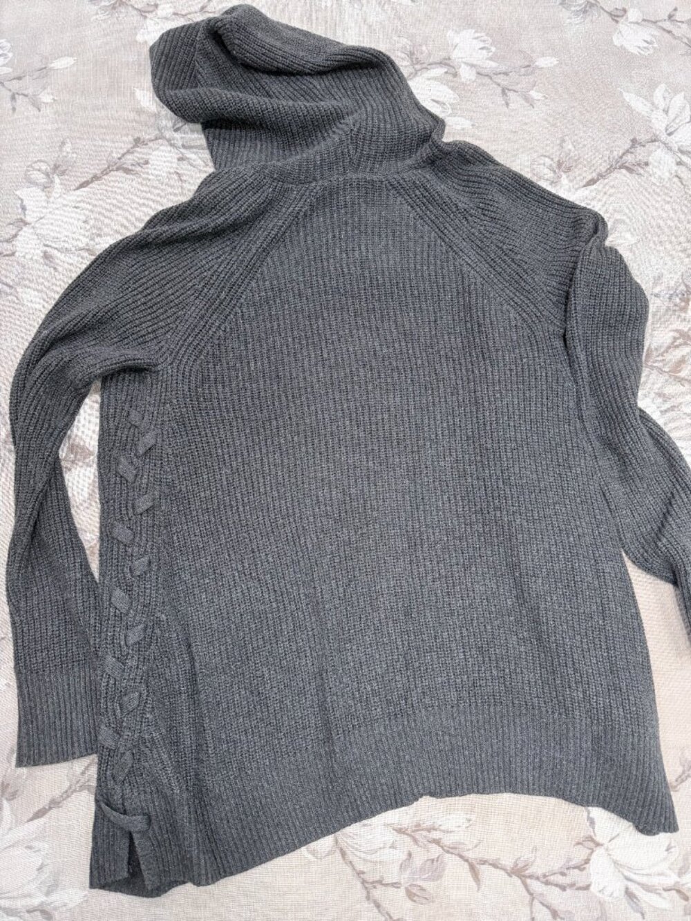 Simply Vera Vera Wang XS Gray Hooded Lace Up Chunky Knit Cardigan Sweater - Picture 12 of 16